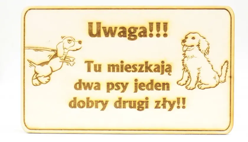 Tabliczka ostrzegawcza pies: jak prawidłowo oznakować posesję ze zwierzęciem