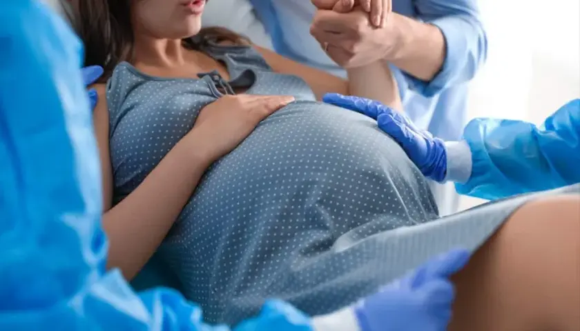 Ile trwa wywoływanie porodu oksytocyną? Fakty, które powinieneś znać