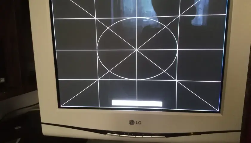Jak rozciągnąć ekran na cały monitor i uniknąć zniekształceń obrazu