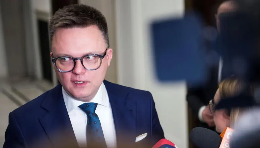 Jak zarabia Hołownia? Zaskakujące fakty o jego dochodach i źródłach
