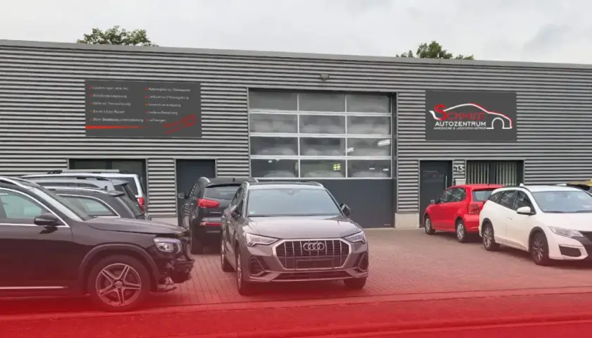 Schmidt Autozentrum Karosserie & Lackierfachbetrieb für sorgenfreie Reparaturen