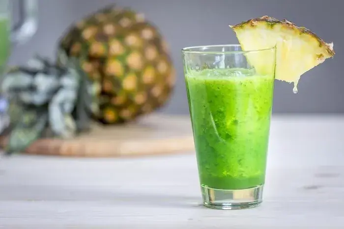 Zdrowe koktajle z jarmużu, które odmienią Twoje samopoczucie