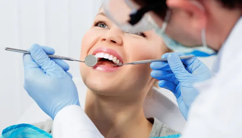 Czym zajmuje się dentysta? Więcej niż plomby! Pełen zakres usług.