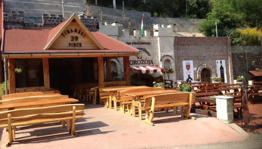 Eger gdzie zjeść: najlepsze restauracje z tradycyjną kuchnią