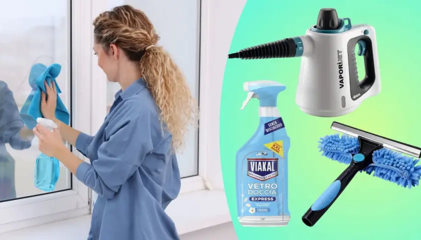 Donna pulisce vetri esterni molto sporchi con spray e panno. Accanto, prodotti per la pulizia: pulitore a vapore, spray Viakal e lavavetri.