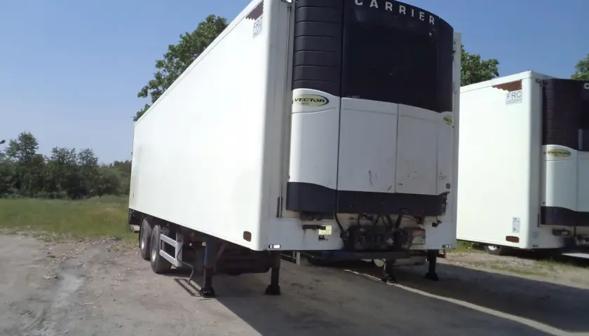 Izoterma naczepa co to? Kluczowe informacje i zastosowania w transporcie