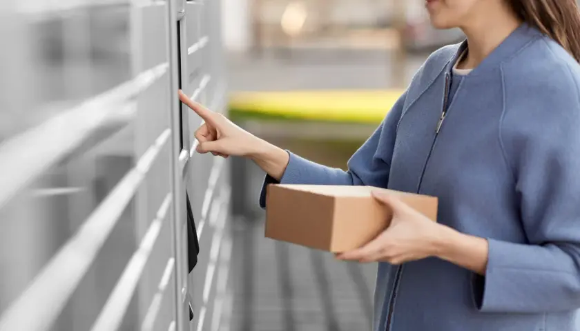 Rewolucja paczkomatów: Jak automatyzacja zmienia zakupy w Polsce?