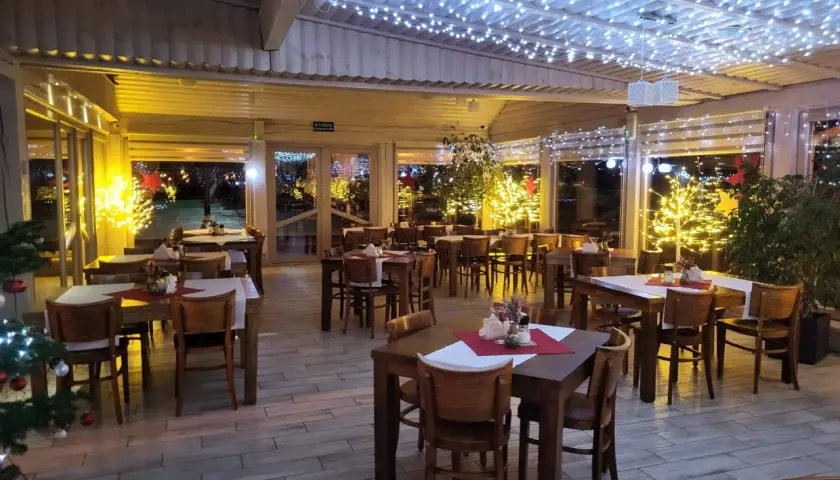 Gdzie zjeść w Dusznikach-Zdroju: Najlepsze restauracje w okolicy