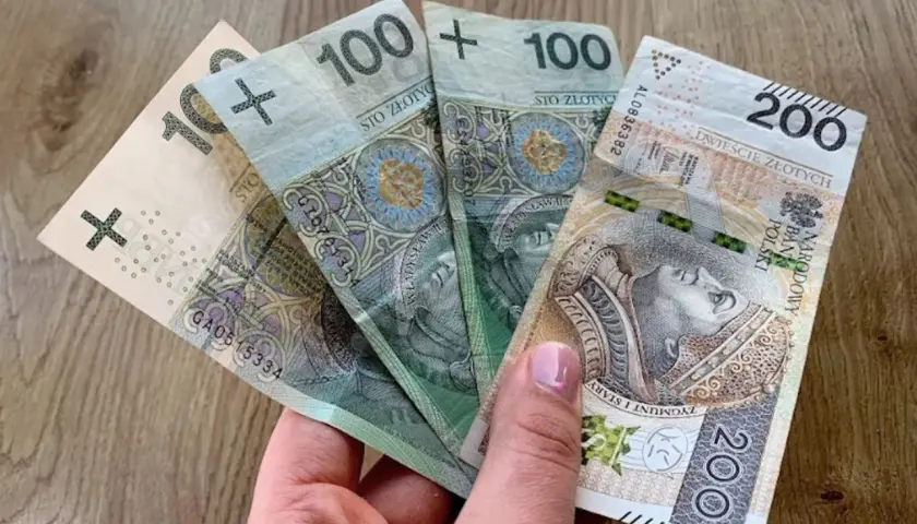 Ile wynosi emerytura po 5 latach pracy? Niska kwota zaskakuje!