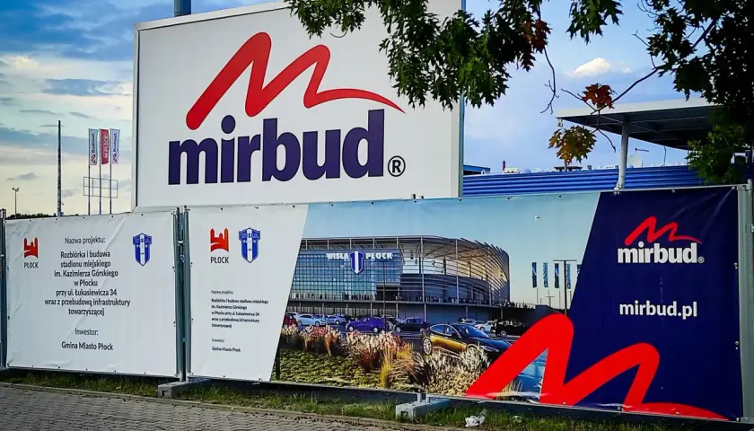 Co wpływa na zmiany kursu akcji firmy budowlanej Mirbud? Analiza