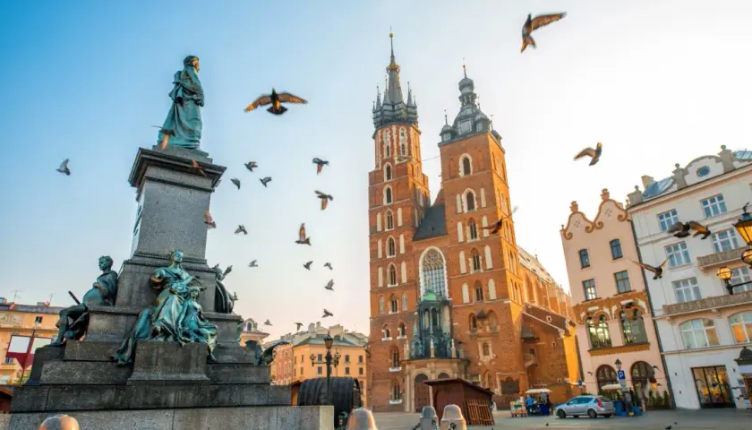 Polska: Jakie miasto zwiedzić? Odkryj swój wymarzony city break!