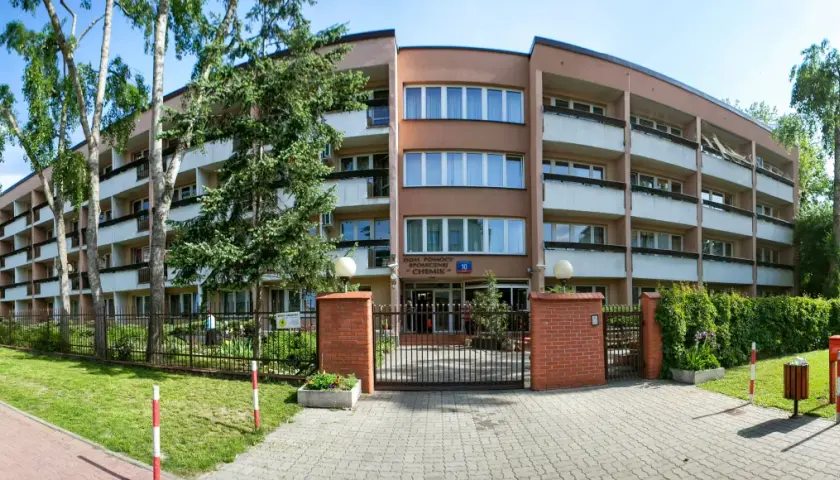 DPS Chemik Warszawa: Przewodnik po opiece, przyjęciu i kosztach