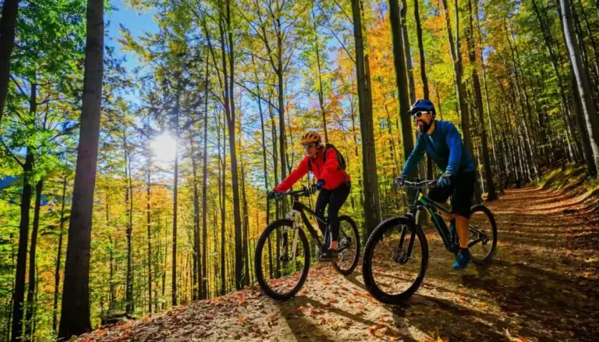 Najlepsze trasy rowerowe w Tleniu - odkryj ukryte skarby szlaków