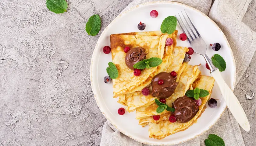 Naleśniki jak z restauracji przepis – idealne na każdą okazję