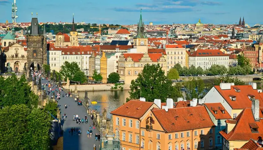 Odkryj Czechy: Najciekawsze miejsca, porady i ukryte perełki