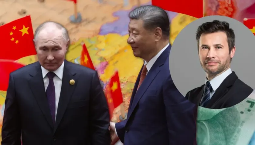 Krzysztof Bosak pyta, dlaczego debata o Chinach i Indiach jest ważniejsza niż o UE. Na tle mapy i flag Chin Putin i Xi Jinping.