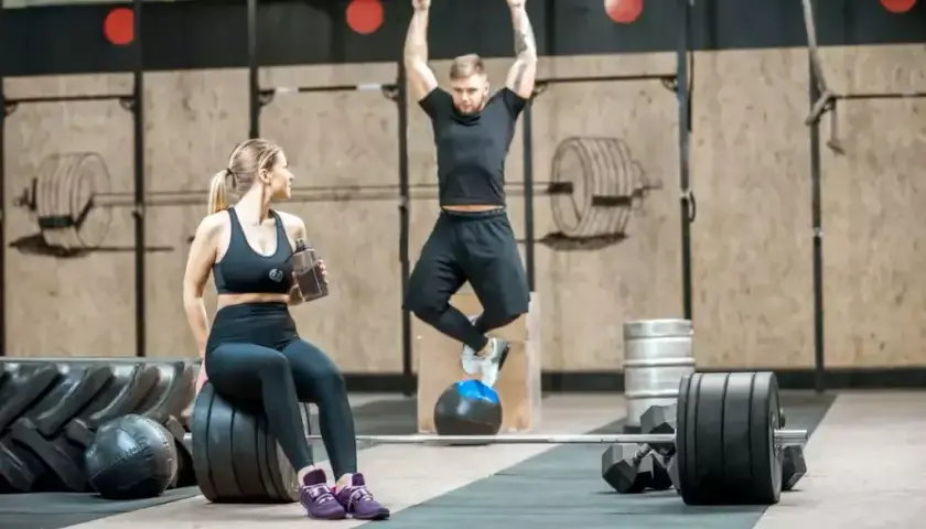 CrossFit dla początkujących: Jak zacząć bezpiecznie i z sukcesem?