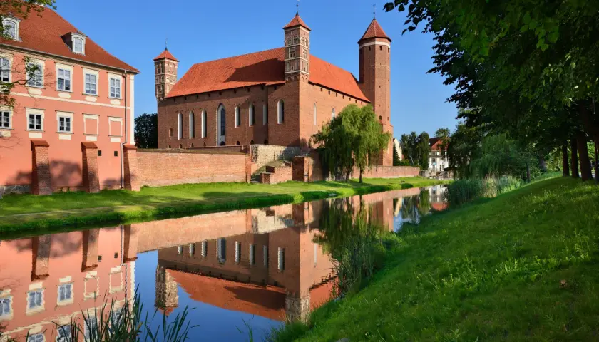 Zamek w Pułtusku zwiedzanie: co warto zobaczyć i ile to kosztuje