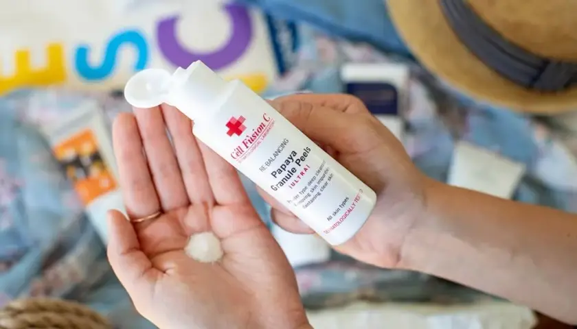 Jaki peeling do cery dojrzałej - wybierz skuteczne i bezpieczne opcje