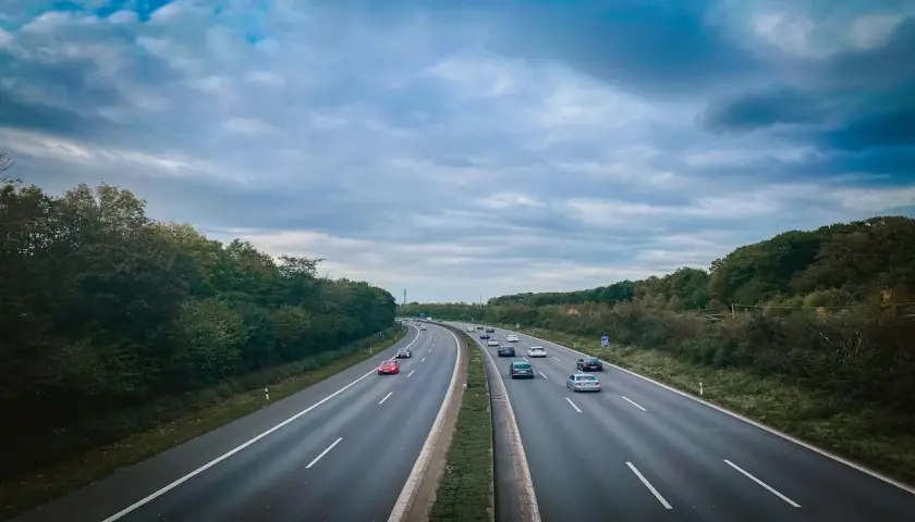 Czy autostrady w Niemczech są płatne? Odkryj, co musisz wiedzieć
