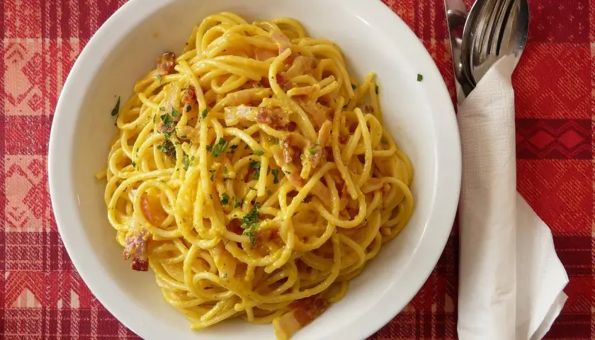 Ile kalorii ma talerz spaghetti? Dokładna wartość energetyczna