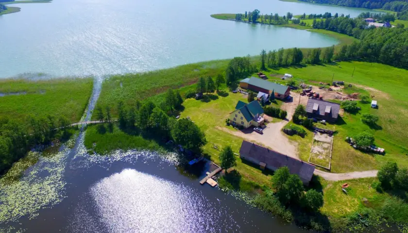 Agroturystyka Kujawsko-Pomorskie: Jeziora, ceny, idealny wypoczynek