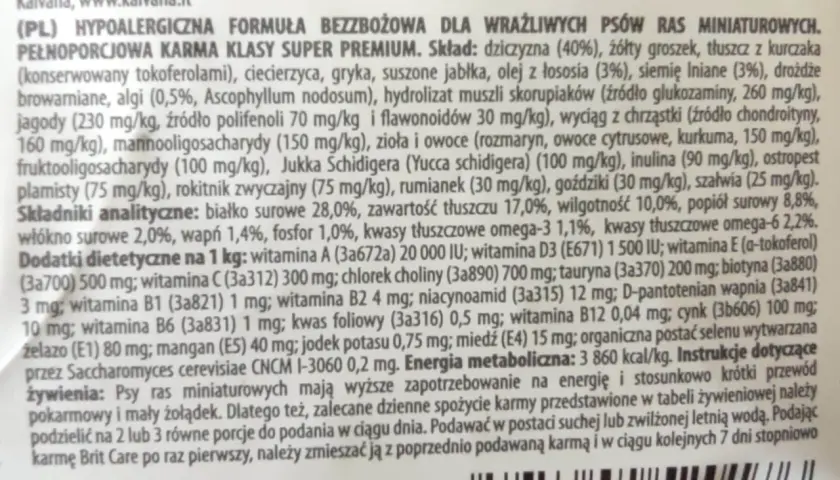 Karma Brit Care dla małych ras: hipoalergiczna, bezzbożowa, z dziczyzną i jagodami. Opinie o niej są pozytywne.