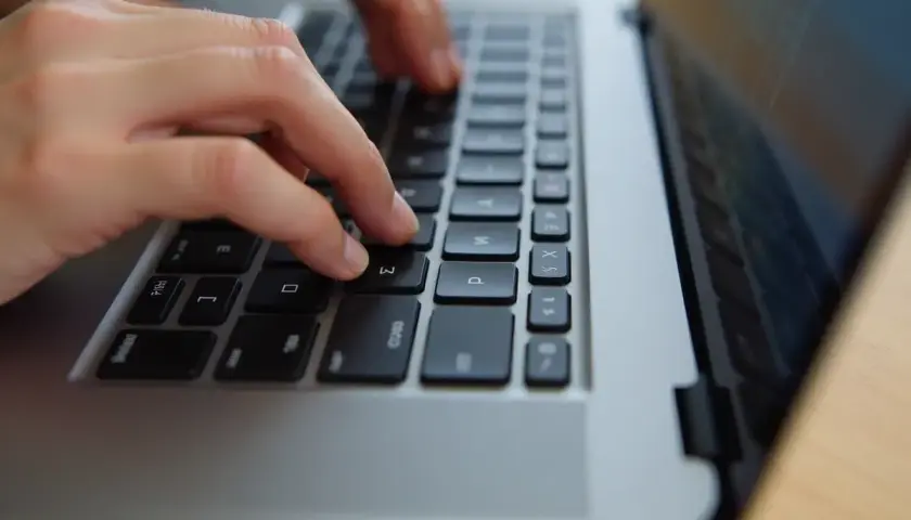 Zablokowana klawiatura Lenovo? Odblokuj ją! Szybkie i skuteczne metody