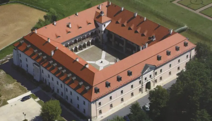 Opinie o zamku królewskim w Niepołomicach - zalety i wady pobytu