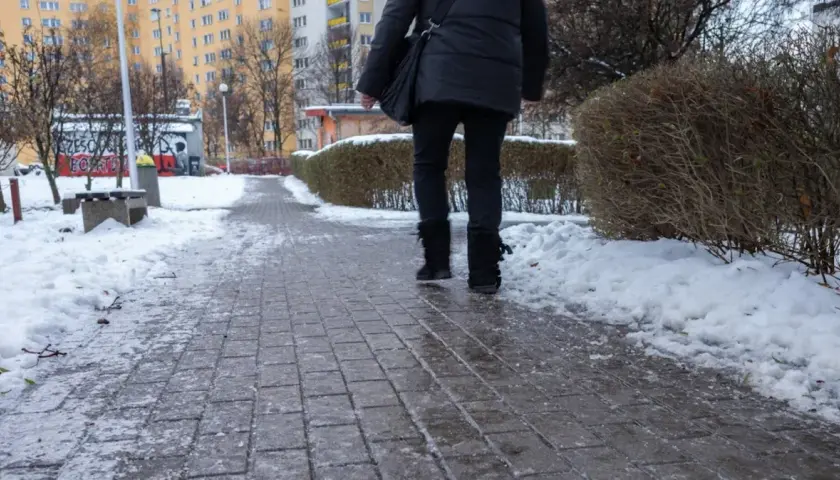 Jak sprawić, żeby buty nie były śliskie i uniknąć niebezpieczeństw