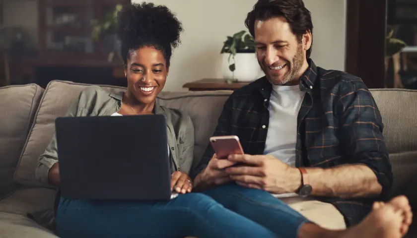 Jak łączyć telefon, telewizję i Internet w ofercie na abonament?