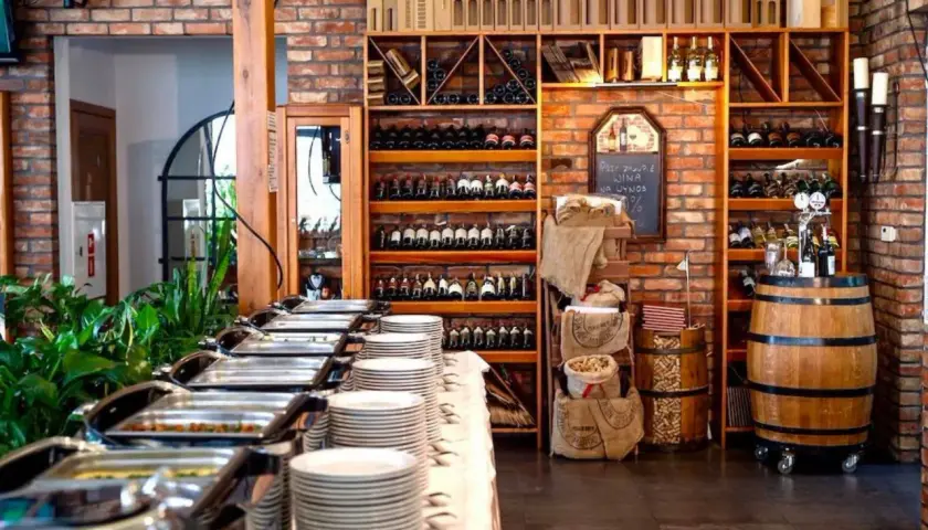 Gdzie zjeść w Kościerzynie? Najlepsze restauracje i lokalne smaki