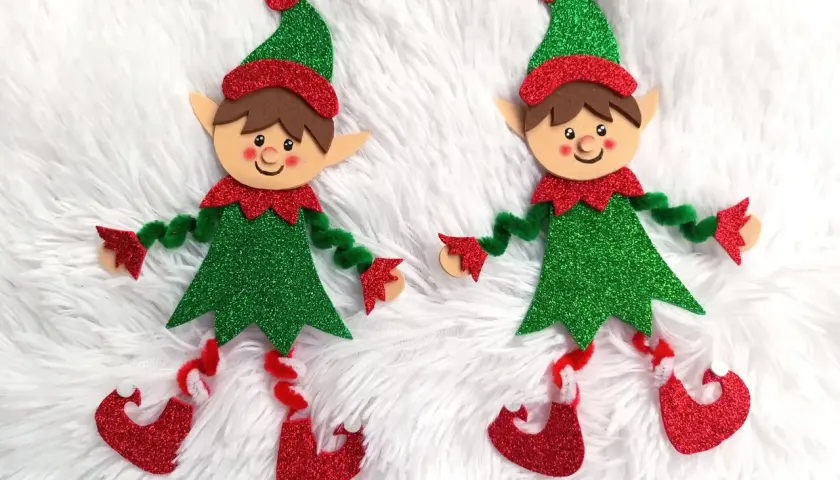 Dos adorables elfos de fieltro, un dibujo fácil para decorar la Navidad. ¡Perfectos para manualidades!
