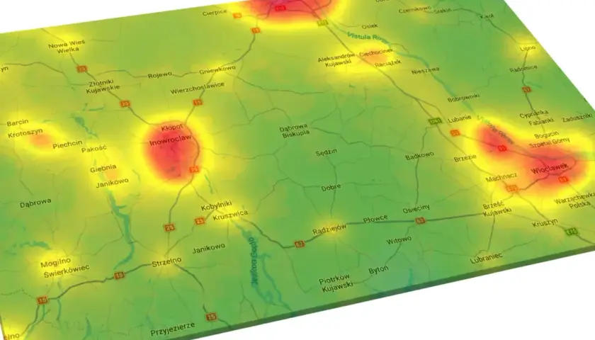 Mapa z zaznaczonymi obszarami o podwyższonej aktywności, w tym w okolicach Inowrocławia i Włocławka. Kierunkowy 54 Polska.