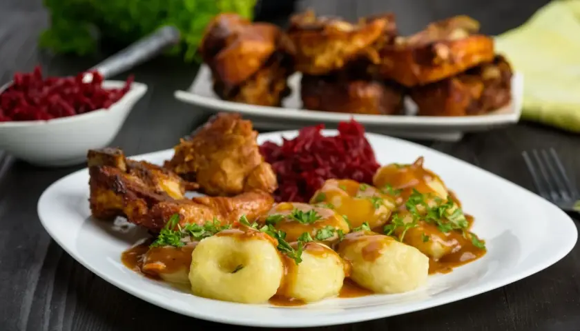 Potrawa regionalna Dolnego Śląska – odkryj smaki i tradycje tej kuchni