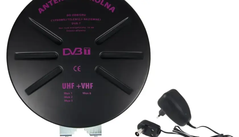 Antena DVB-T do odbioru telewizji naziemnej. Zasilacz i adapter. Dowiedz się, jak sprawdzić moc sygnału anteny naziemnej.