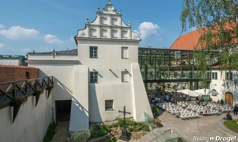 Piotrków Trybunalski: Atrakcje, historia i plan na weekend!