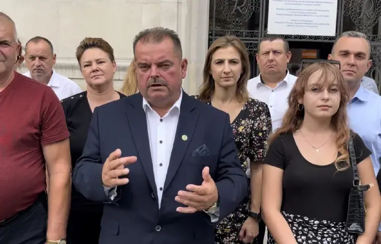 Sławomir Izdebski: Biografia, działalność i osiągnięcia tej znanej osoby
