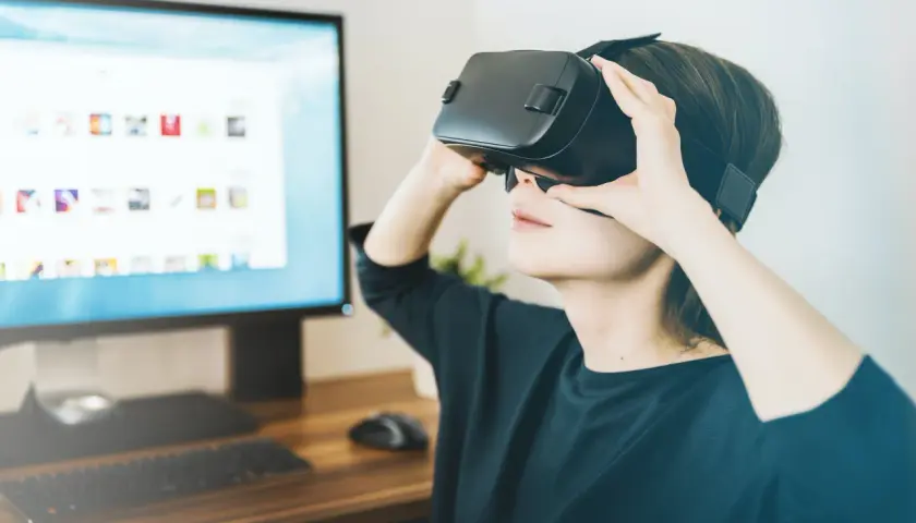 Rozrywka online: Filmy, gry, muzyka – jak wybrać i oszczędzić?