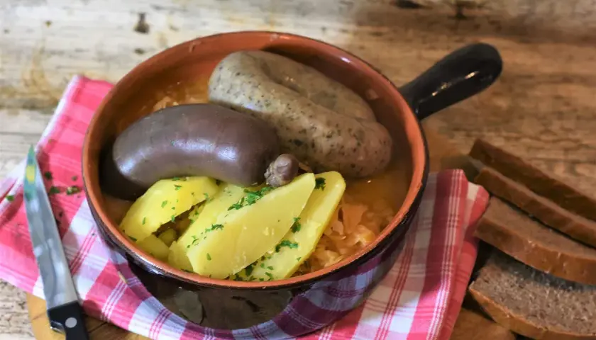 Jakie przyprawy do kaszanki? Odkryj sekrety idealnego smaku