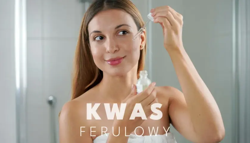 Kobieta aplikuje serum z kwasem ferulowym na twarz. Skóra promienieje zdrowiem.