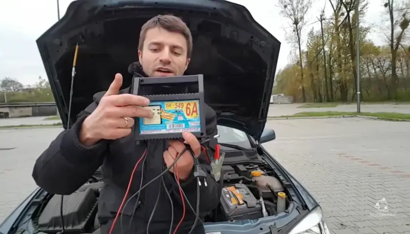 Jak szybko naładować akumulator bez prostownika i uniknąć problemów