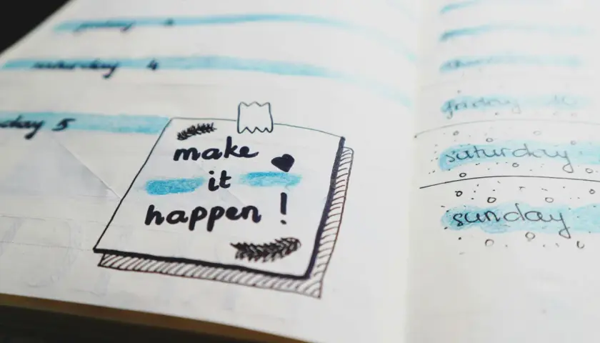 Plan dnia z motywującym hasłem "make it happen!" wspiera przygotowanie do egzaminu ósmoklasisty z angielskiego.