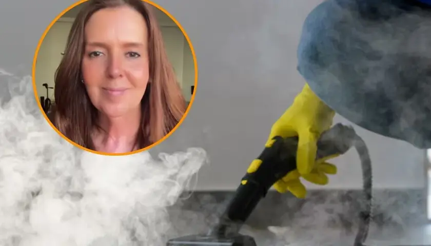 Una mujer sonriente y una mano con guante amarillo usando una vaporeta para limpiar. Descubre para qué sirve la vaporeta.