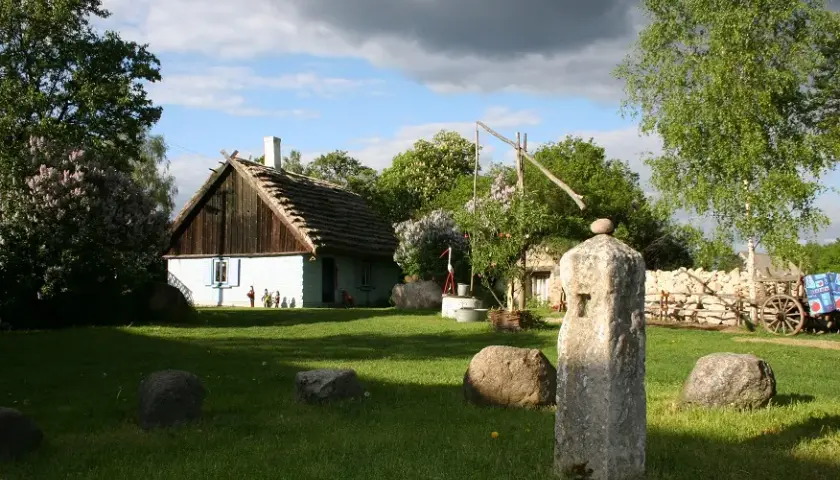 Skansen Niebowo: Odkryj fascynującą historię i unikalne atrakcje