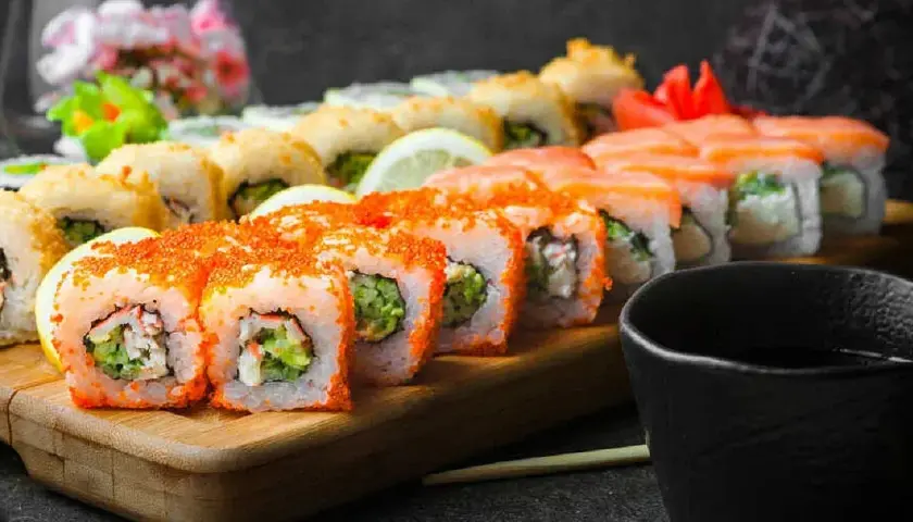 Co do sushi? Kompletny przewodnik po składnikach i dodatkach