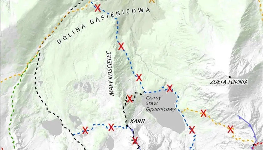 Mapa szlaków turystycznych w Dolinie Gąsienicowej. Widoczne oznaczenia szlaków, jeziora i punkty orientacyjne.