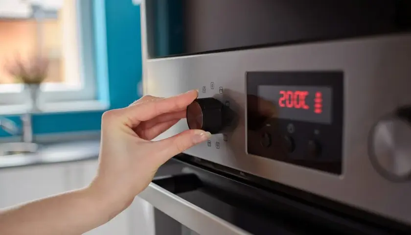 Ile prądu pobiera piekarnik z termoobiegiem? Zaskakujące dane o zużyciu