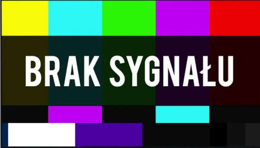Ekran telewizora pokazuje komunikat "BRAK SYGNAŁU" na tle kolorowych pasów. Dowiedz się, jak odzyskać sygnał w telewizorze.