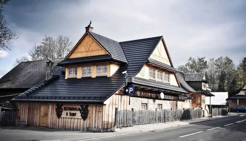 Gdzie zjeść w Chochołowie? Odkryj najlepsze lokalne restauracje